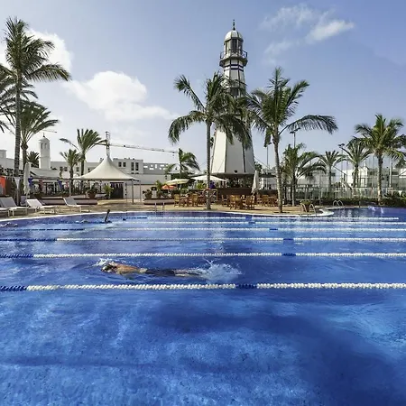 Apartment White Volcano Apartment, Free Access To The Fariones Sports Center *
