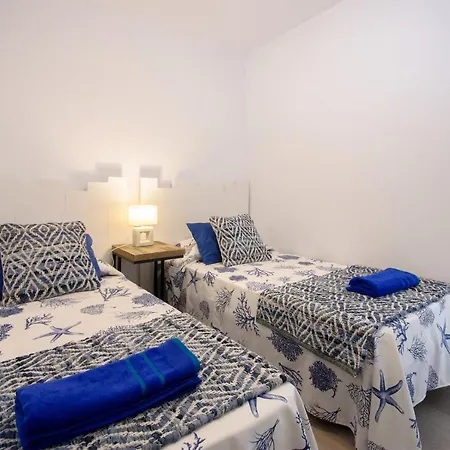 White Volcano Apartment, Free Access To The Fariones Sports Center Апартаменти *